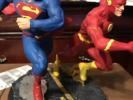 DC Collectibles DC Gallery: Superman Vs. the Flash Racing Statue Justice League 